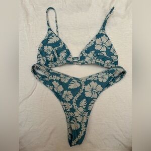 M/L Blue Hawaii Siena Top Johnny Bottom